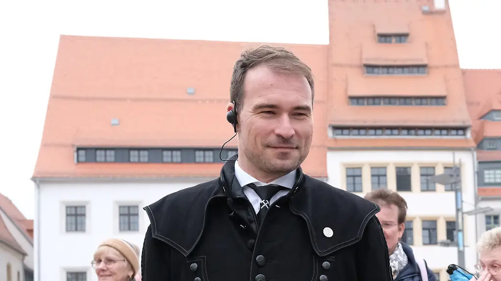 Randale im Leipziger Hotel: Präisslers Amtsverbot und Disziplinarverfahren