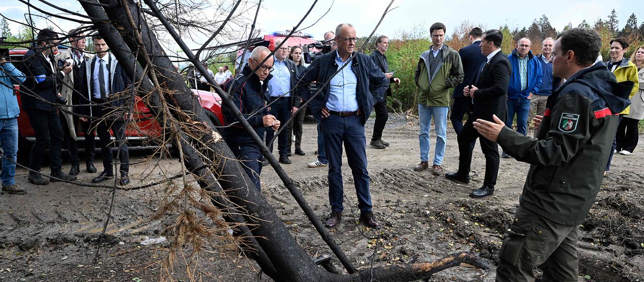 Kanzler Friedrich Merz im Waldbrandgebiet: Kontroverse und Dank