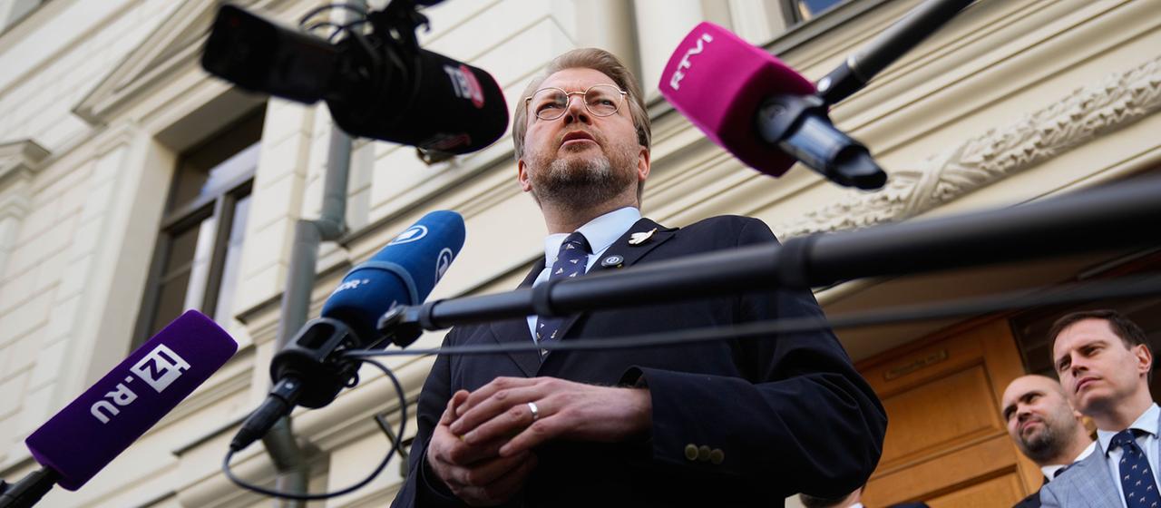 Russische Oppositionspartei Jabloko: Kampf für Frieden und Gerechtigkeit