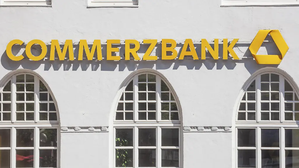 Unicredit nähert sich Aktienmehrheit der Commerzbank