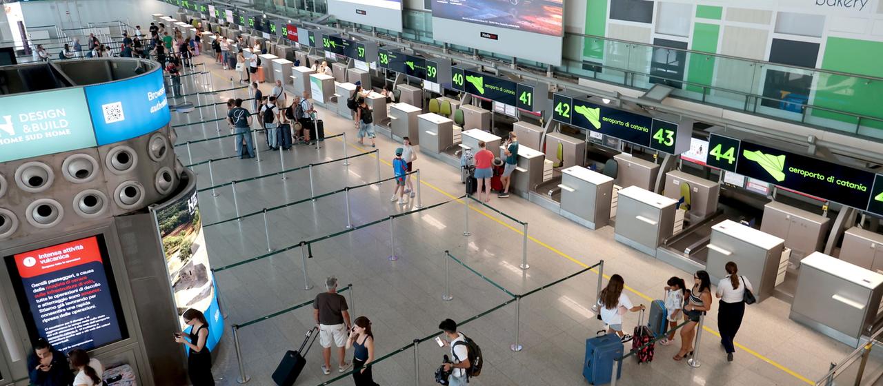 Ätna-Ausbruch sorgt für Flugchaos auf Sizilien