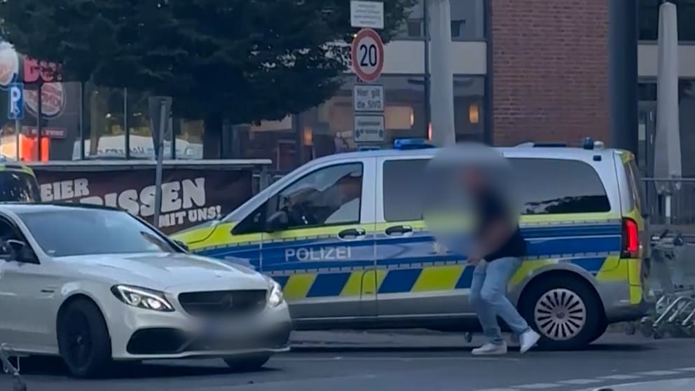 Verfolgungsjagd in Dortmund: Mercedes-Fahrer entkommt Polizei