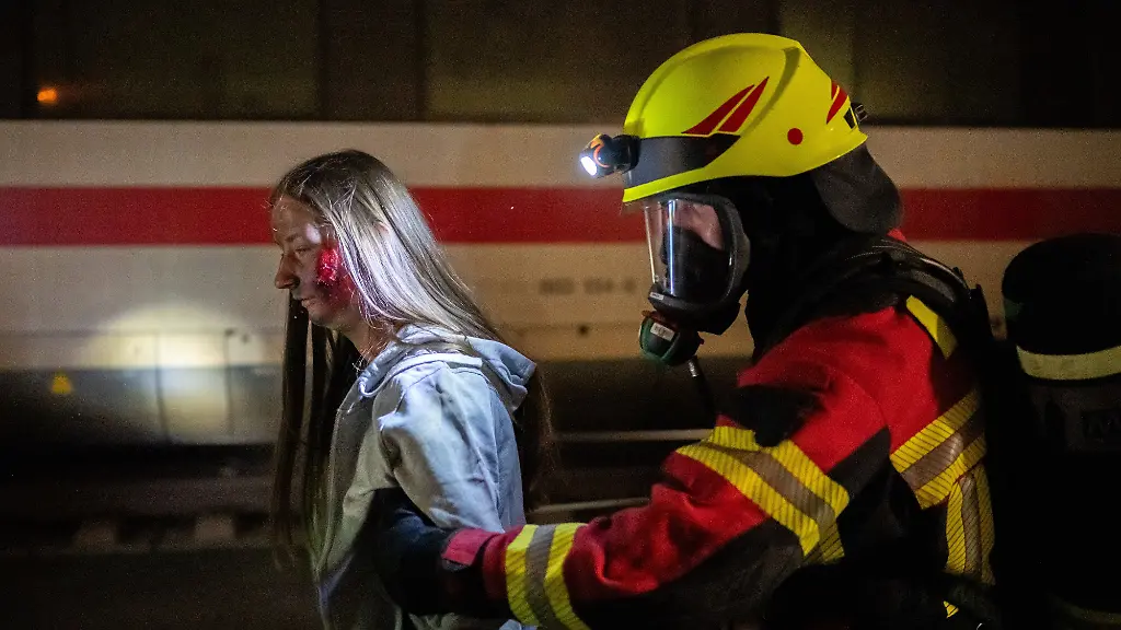 Große Pannen bei Rettungsübung im ICE-Tunnel