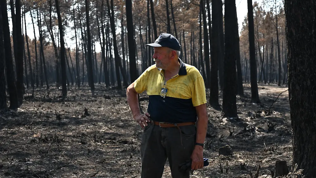 Wie ein Waldbauer gegen den Waldbrand kämpft