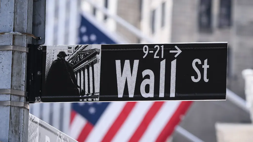 Amazon erreicht Allzeithoch; Dow-Jones-Index dank Nahosthoffnungen auf Rekordhoch