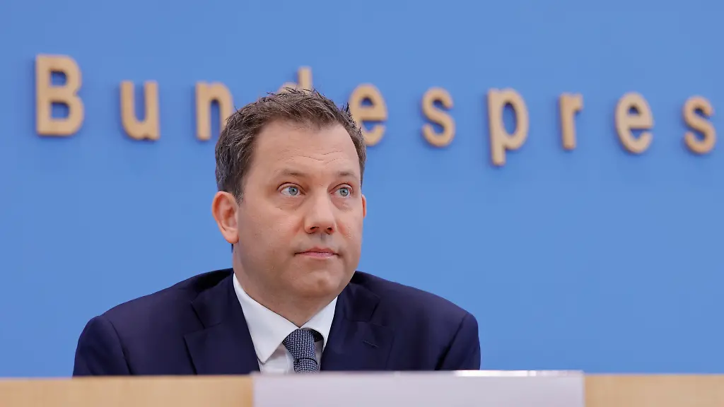Klingbeil zieht Steuerpläne für Vereine zurück: Reaktion auf Kritik