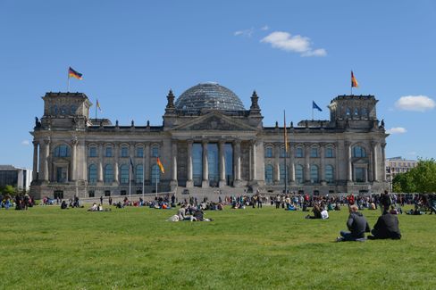 Debatte über die Abschaffung der Rente mit 63: Kompromisslinien und Übergangsregelungen
