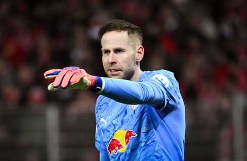 Transfers im europäischen Fußball: Spielerwechsel und Gerüchte
