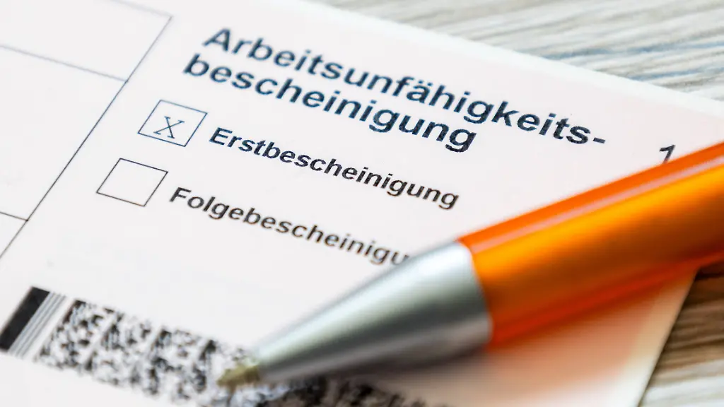 Umfrage: Skepsis gegenüber Teilkrankschreibung bei Unternehmen