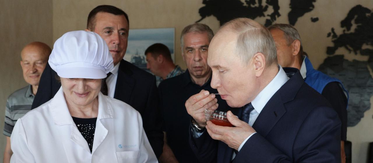 Russischer Präsident besucht umstrittene Kurilen-Insel