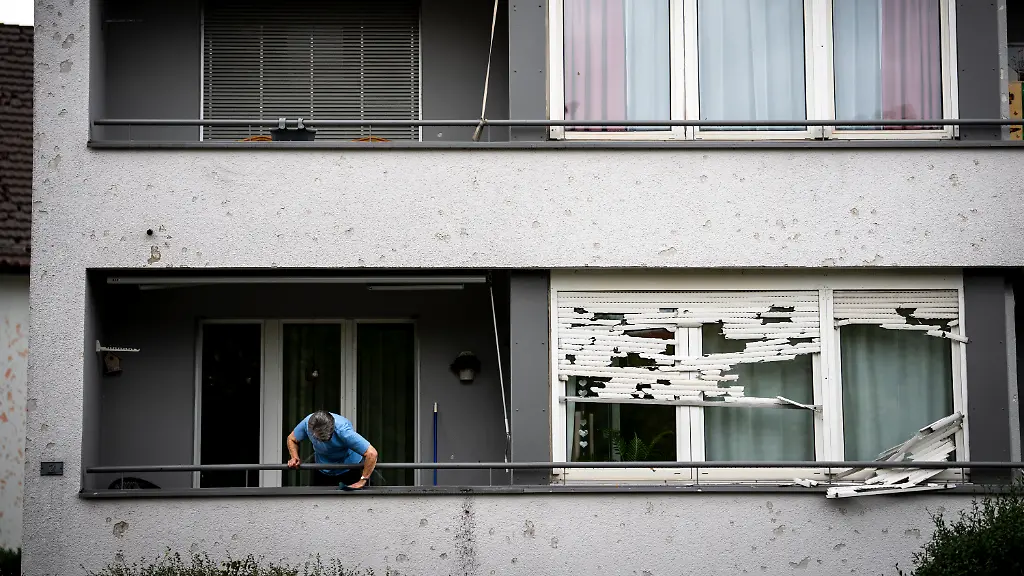 Heftiger Hagelsturm zieht über die Schweiz