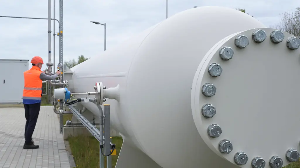 Wirtschaftsministerium beruhigt trotz Sorgen um Gasengpass
