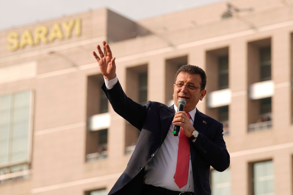 Ekrem İmamoğlu schließt sich der Yeni Parti an