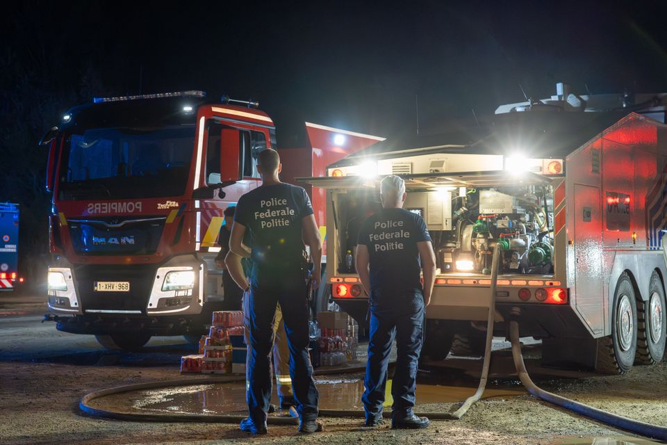 Waldbrand bedroht Stadt Monschau: Vorsichtsmaßnahmen für Anwohner