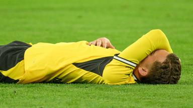 Schock für BVB: Verletzung von Karetsas im Champions-League-Spiel