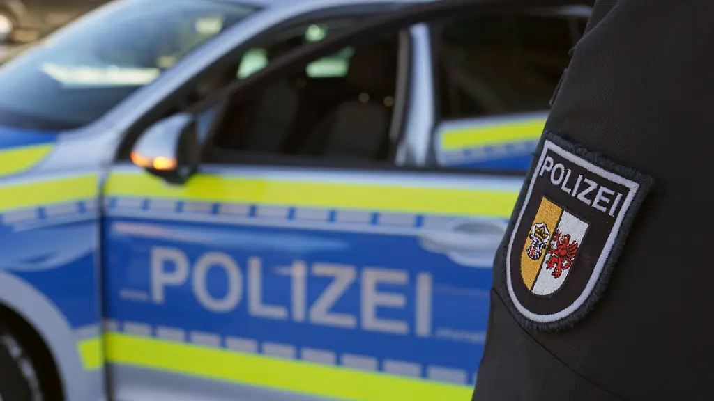 Jugendliche in Neubrandenburg quälen 14-Jährigen: Polizei nimmt zehn Verdächtige fest