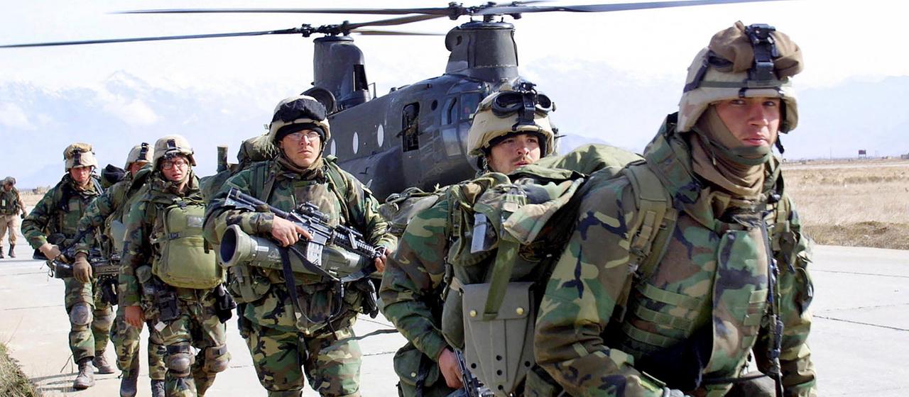 Die Entwicklung der NATO nach dem 11. September 2001