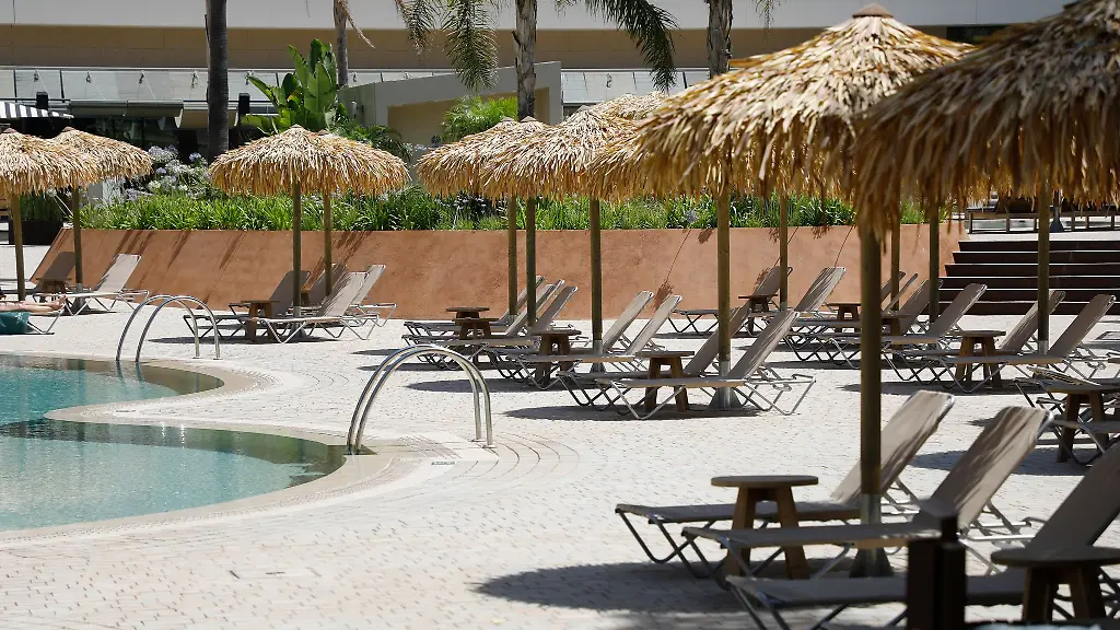 Reservierung von Sonnenliegen: Was Hotels tun können