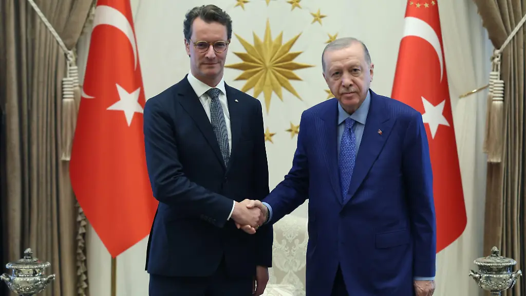 Erdogan empfängt Wüst überraschend in Ankara