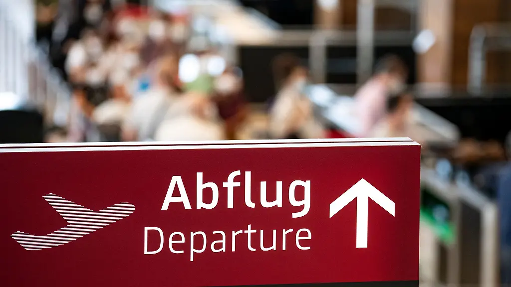 Wegzug aus Deutschland? Was Auswanderer steuerlich beachten müssen