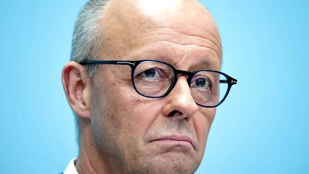 Mehr als die Hälfte der Deutschen wünscht Merz‘ Rücktritt