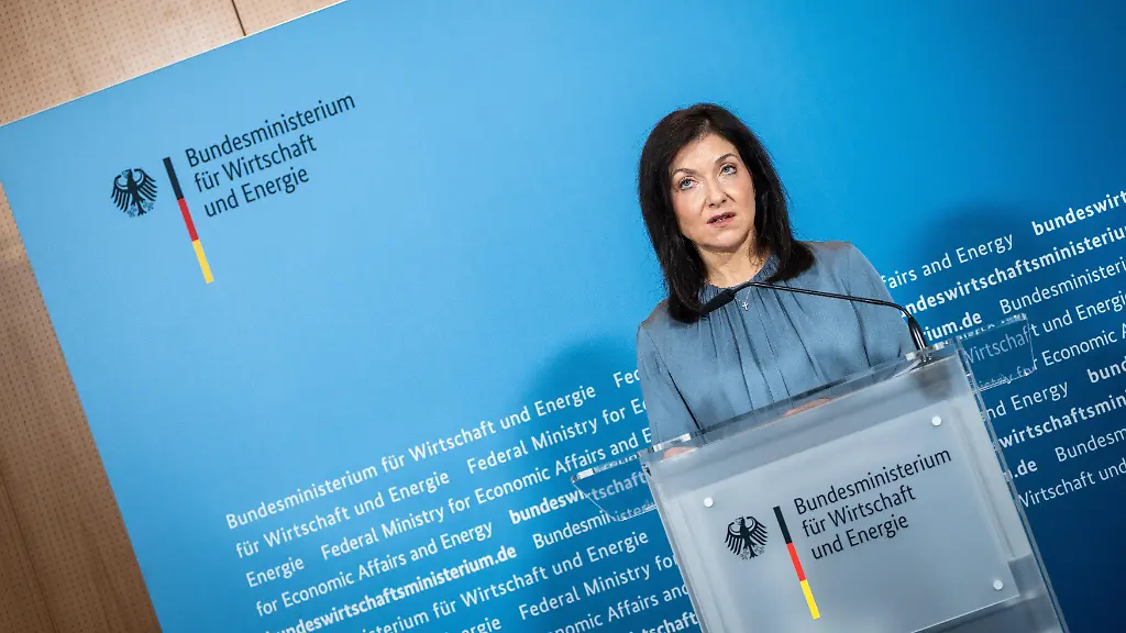 Linke rechtlich gegen Video von Ministerin Reiche