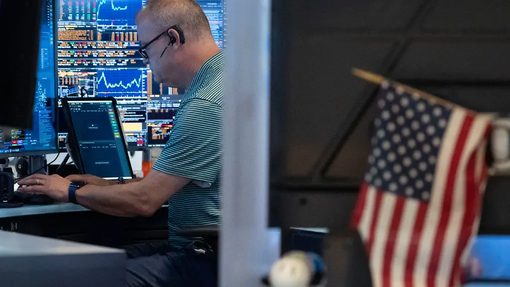Ölpreis und KI-Ängste setzen Wall Street unter Druck