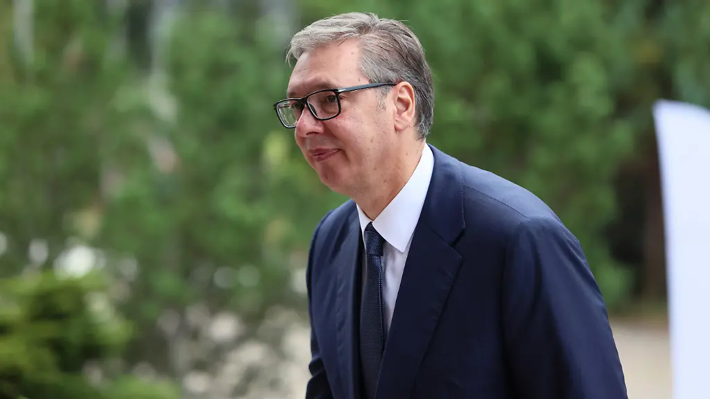 Aleksandar Vucic tritt als Präsident zurück, um Ministerpräsident zu werden