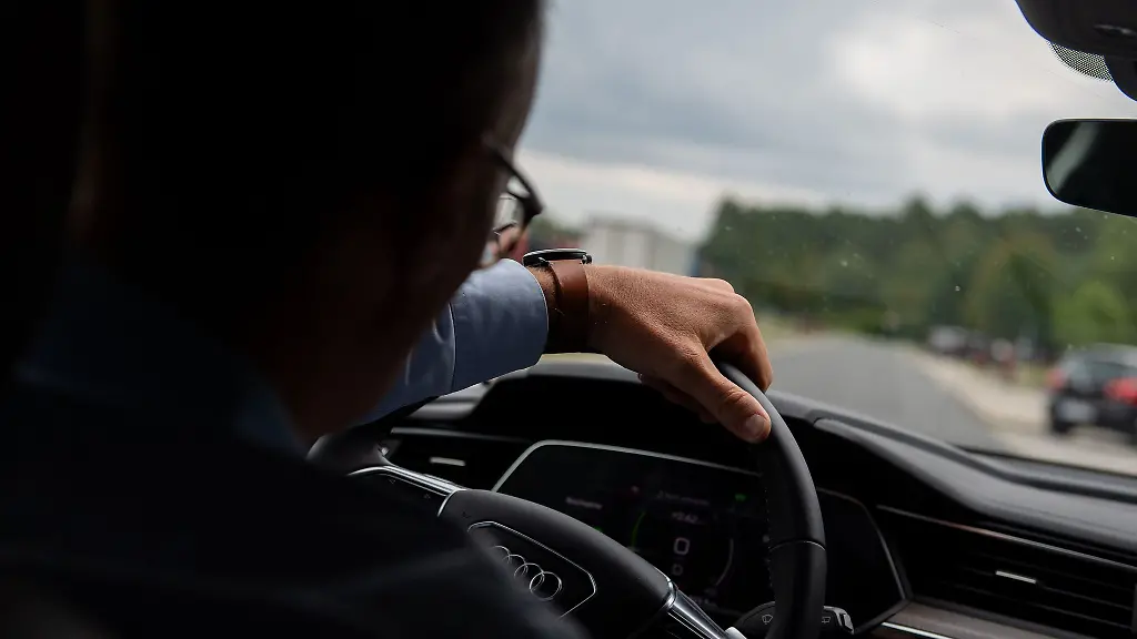 Privatfahrzeuge für Dienstfahrten: Rechtliche Aspekte