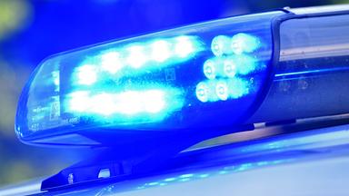 Unfall auf der A96 bei Buchloe: Reisebus umgekippt, zwei Tote