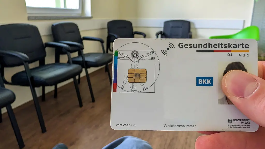 Gesundheitsreform: Forderungen nach Ausweitung auf Beamte