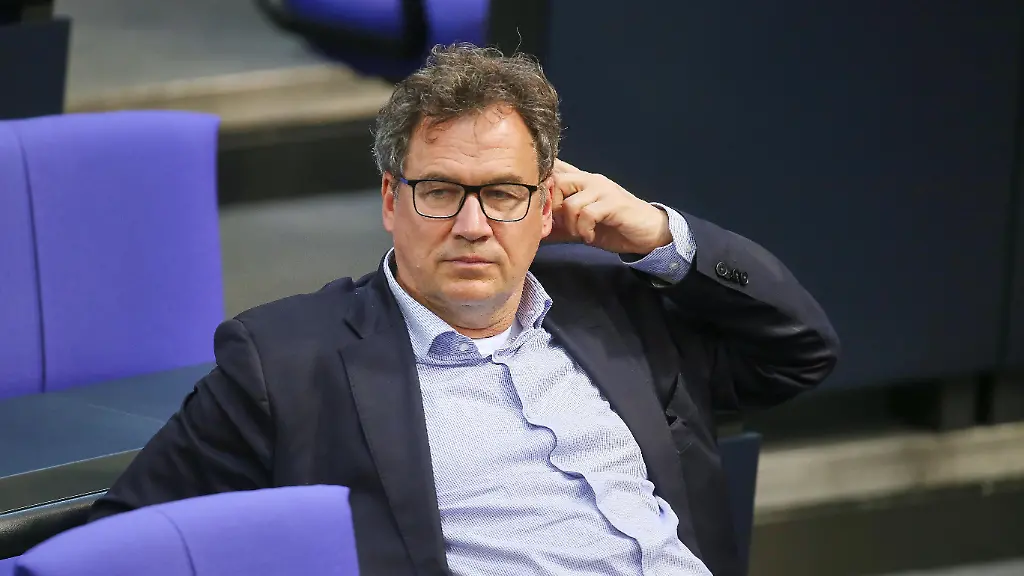 Reform der Grundsicherung stockt: CDU-Politiker von Stetten kritisiert Bas