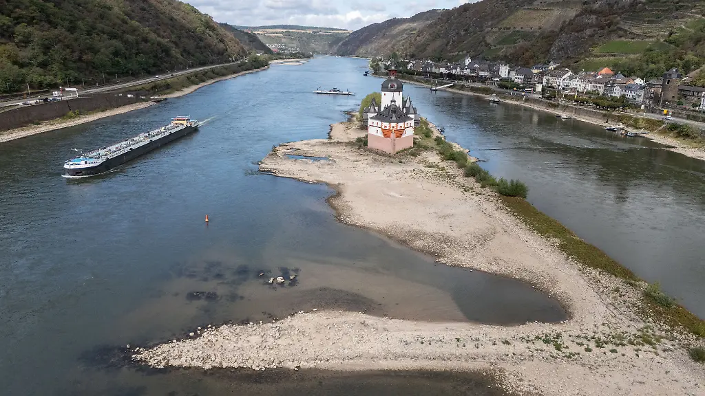 IHK warnt vor enormen Schäden durch Niedrigwasser