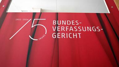 75 Jahre Bundesverfassungsgericht: Vertrauen und Herausforderungen in turbulenten Zeiten