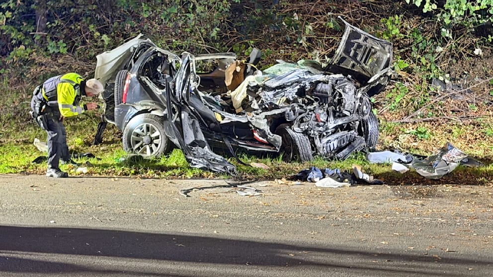 Zwei Tote bei Wuppertal: Ehepaar stirbt bei Flammen-Crash