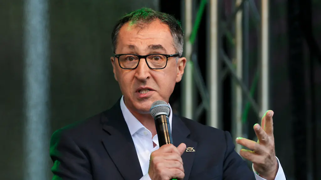 Özdemirs Forderung nach politischem Wandel nach AfD-Sieg