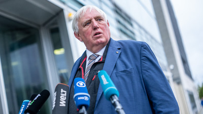 Die politischen Reaktionen auf die Wahlen in Mecklenburg-Vorpommern und Berlin