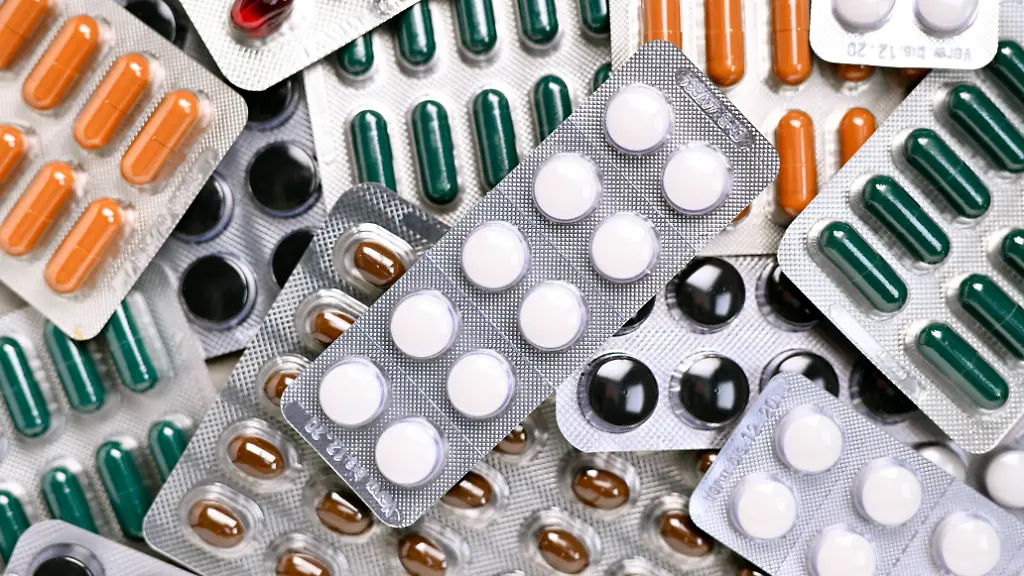 Experten fordern stärkere Kontrollen für Nahrungsergänzungsmittel