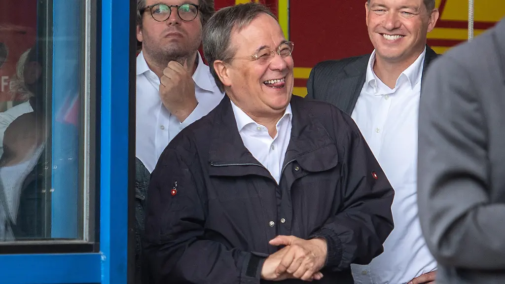 Studie: „Laschet-Lacher“ beeinflusste Bundestagswahl 2021 nicht