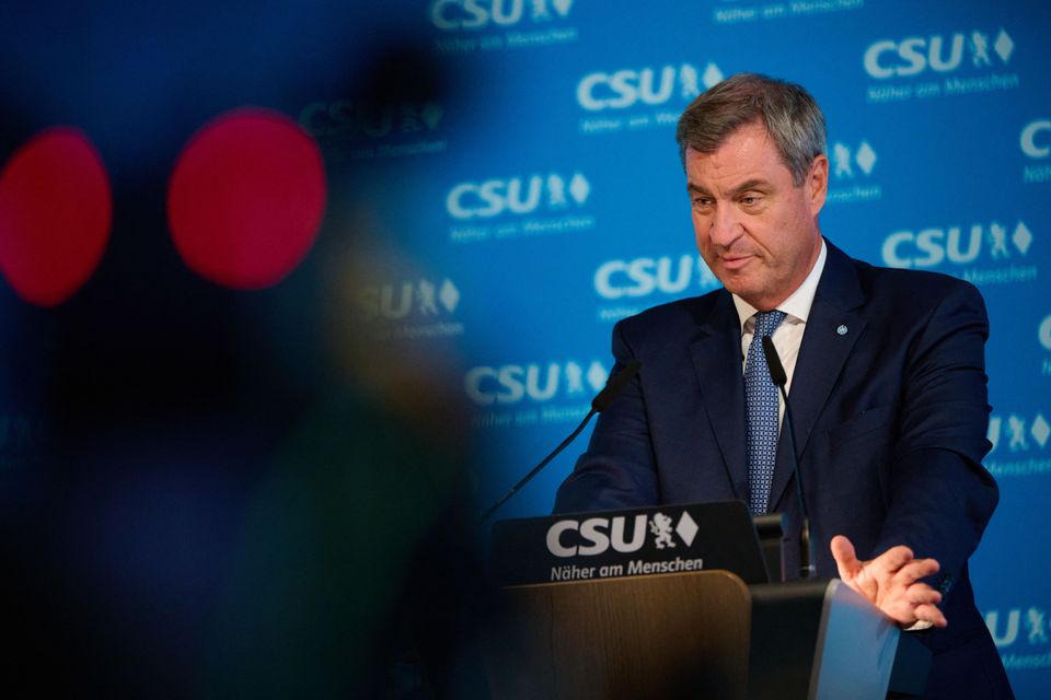 Diskussion über steigende Spritpreise und mögliche Maßnahmen