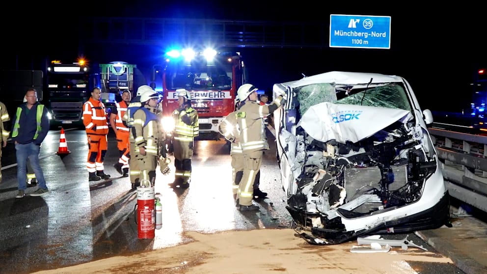 Schwerer Verkehrsunfall auf der A9