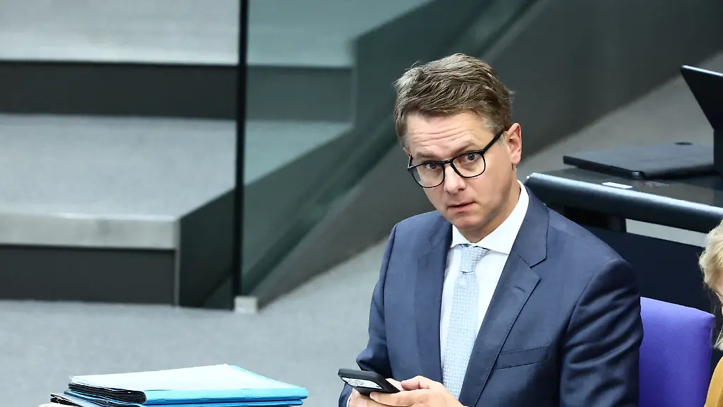 SPD droht mit Ablehnung von Linnemanns Pflegereform