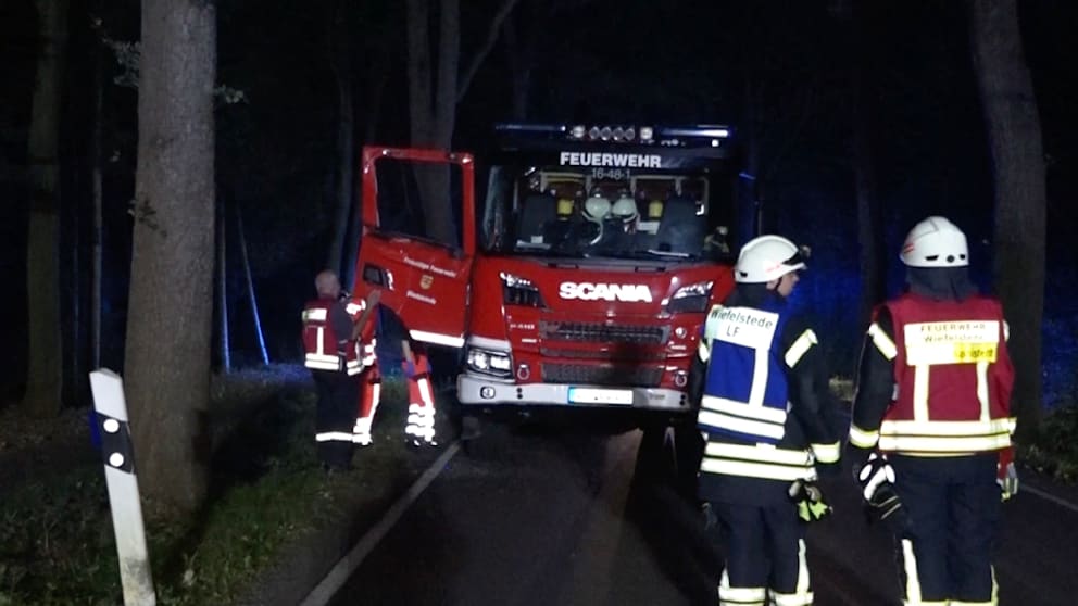 Feuerwehrunfall mit teurem Löschfahrzeug in Niedersachsen