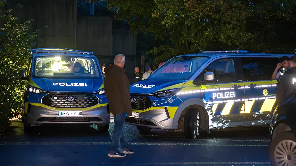 Polizeieinsatz bei ehemaliger Stromanlage in Hamm