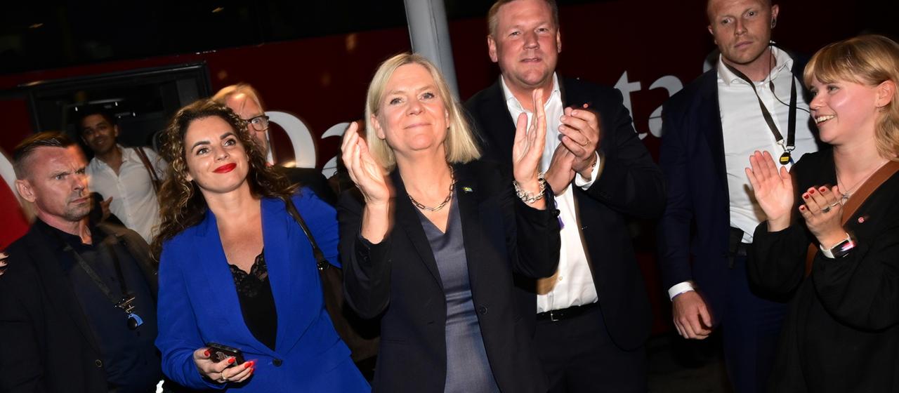 Schweden Parlamentswahl: Sozialdemokraten und Mitte-Links-Parteien führen