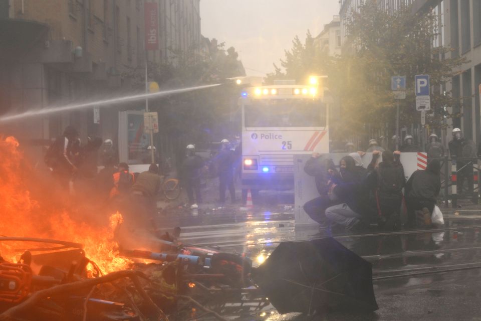 Jugendproteste und Ausschreitungen in Brüssel und Belgien