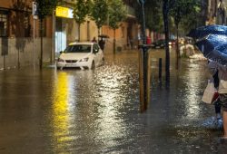 Schwere Regenfälle in Spanien führen zu Todesfällen und starken Überschwemmungen