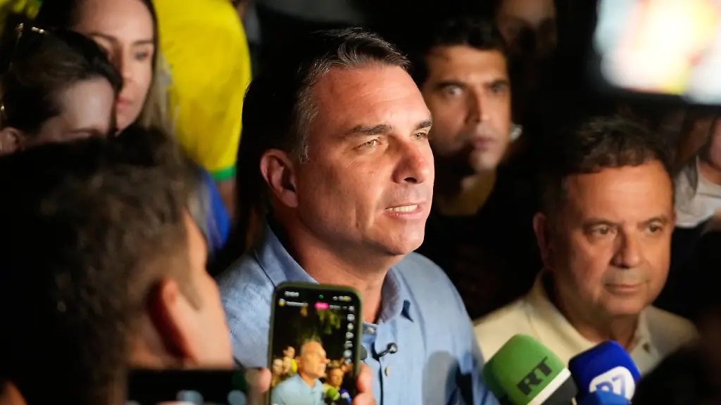 Stichwahl in Brasilien: Bolsonaro gegen Lula