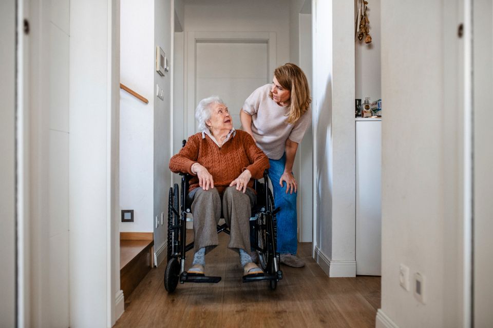 Pflegereform in Deutschland: Herausforderungen und Ansätze