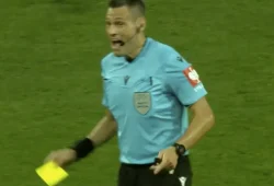 Schiedsrichterfehler bei Bruno Fernandes im Portugal-Spiel